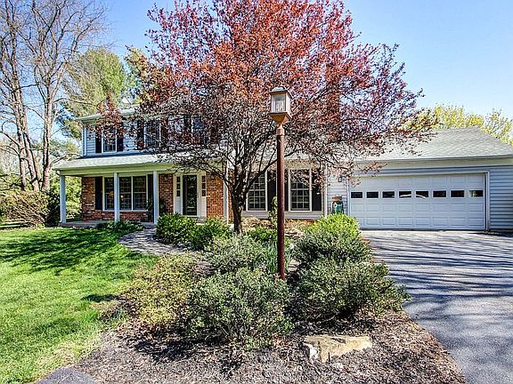 5th image of 2237 Regina Dr