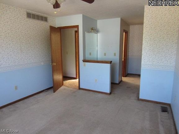 5th image of 608 28th St NW