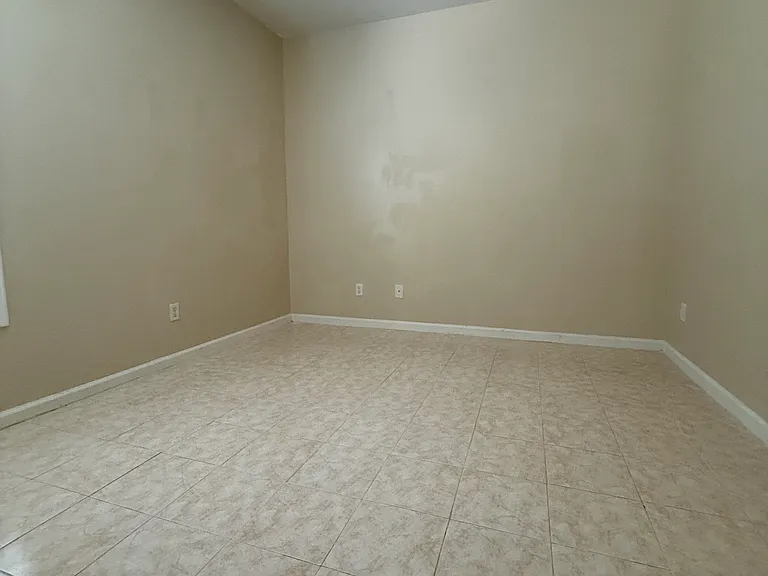 1315 Chandler Ridge Dr — Photo 10