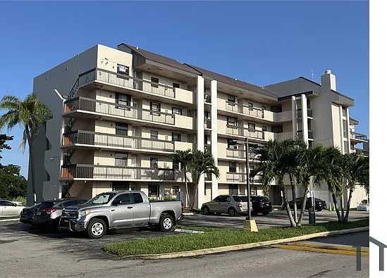 2 bed, 1000 sqft, $2,500 — Photo 2