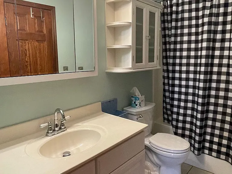 5233A Beechcrest Dr — Photo 14