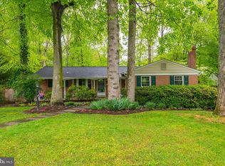 5129 Red Fox Dr, Annandale, VA 22003