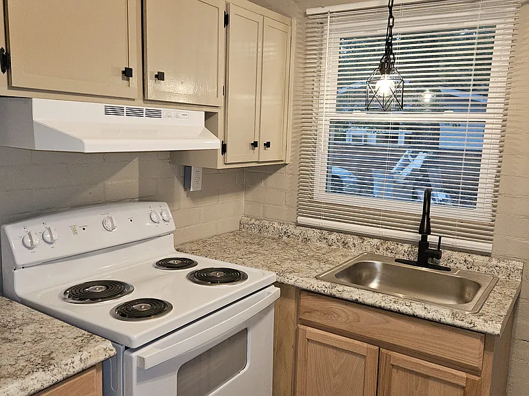 5416 Ransom Dr — Photo 2