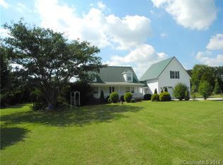 906 Shoal Rd, Lincolnton, NC 28092