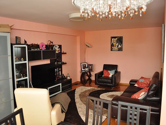 4th image of 448 Neptune Ave APT 17O
