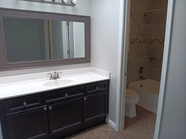 506 Phoenix Ave NW — Photo 7
