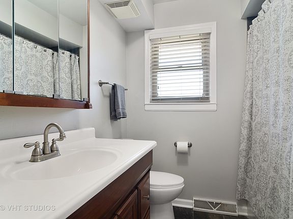 3rd image of 5144 Birchwood Ave