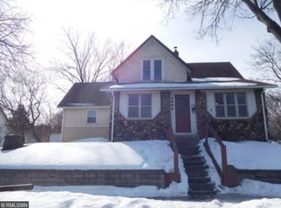 1002 Pacific St, Saint Paul, MN 55106