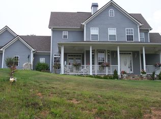 200 Cavender Farms Dr, Newnan, GA 30263