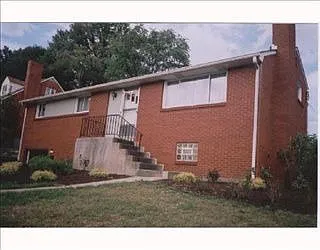 5117 Lantern Hill Dr photo 1