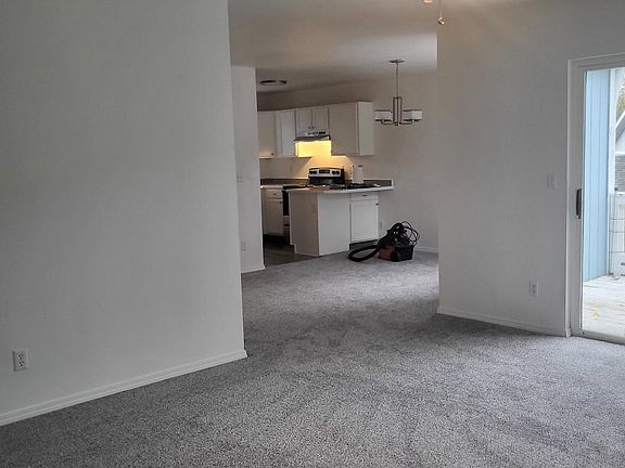 2nd image of 125 Grandview Way #A