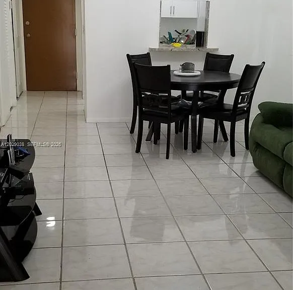 14201 N Kendall Dr #212-D — Photo 9