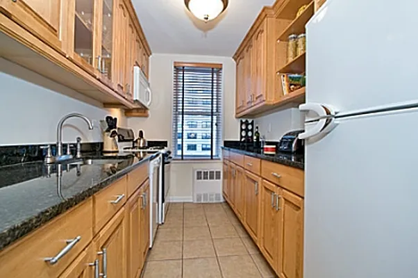 Sold by Citi Habitats | media 15