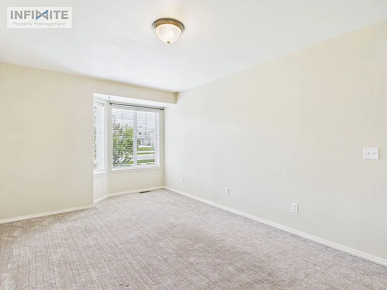 1112 Longbow Ln #3B — Photo 10