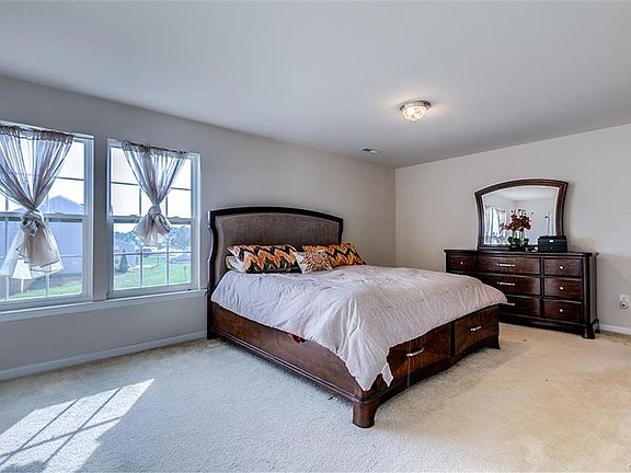 3rd image of 6400 Grey Rock Ln
