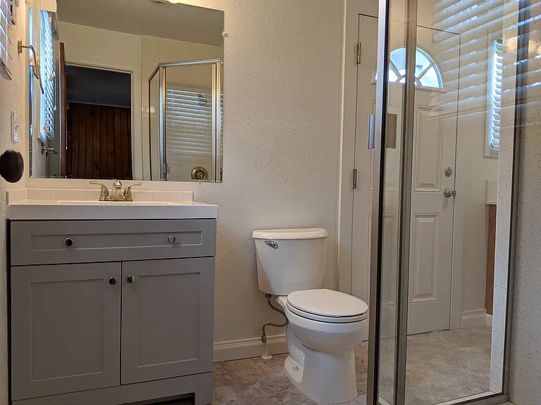 3502 Rose Hill St — Photo 4