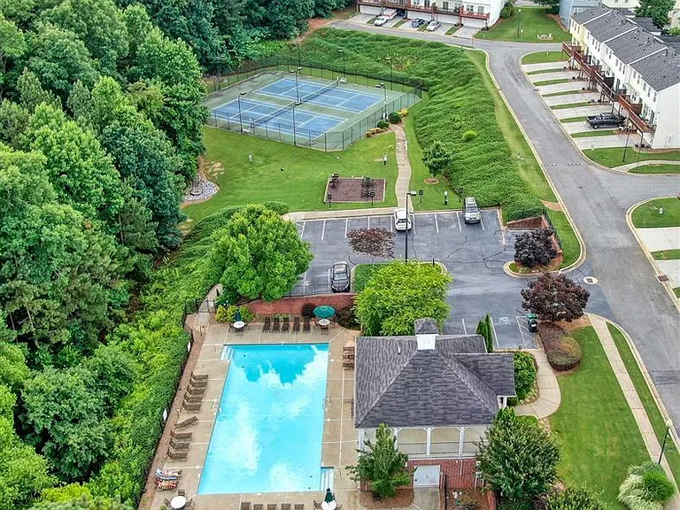 512 Blossom Way — Photo 35