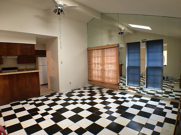 Open concept kitchen, living room area