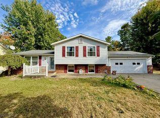 2914 Malibu Dr, Warren, OH 44481