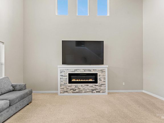 5th image of 11389 W Millbank St