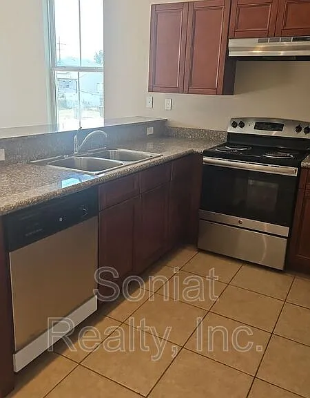 2323 Abundance St — Photo 3