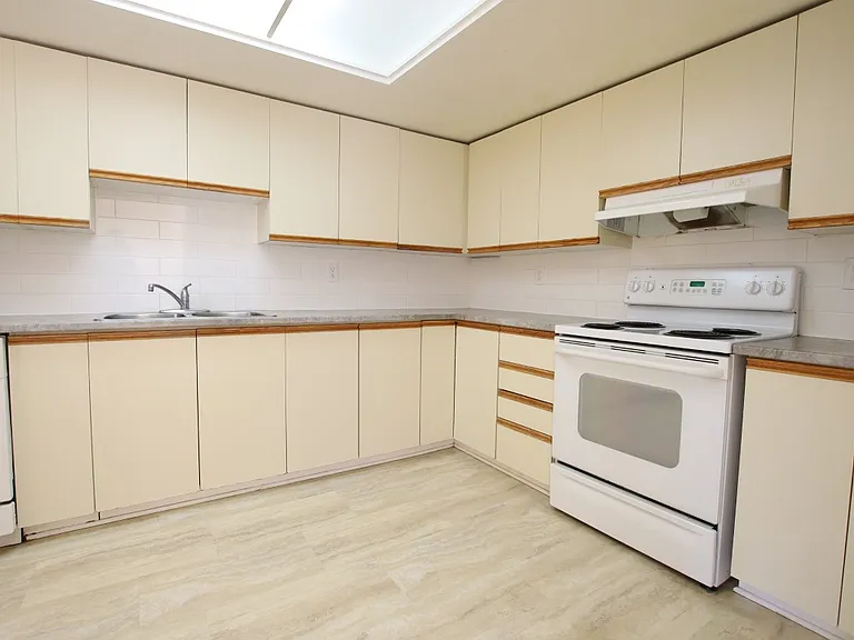 45 McGibbon Dr #45 — Photo 7