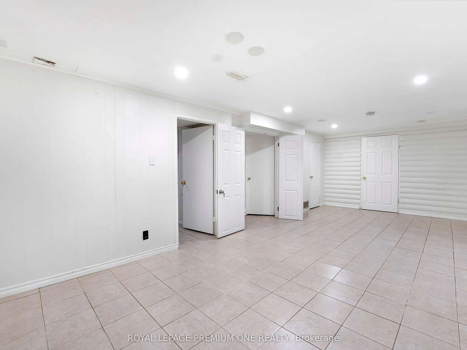 3 bed, $1,800 — Photo 3