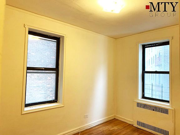 2nd image of 4216 80th St APT 6M