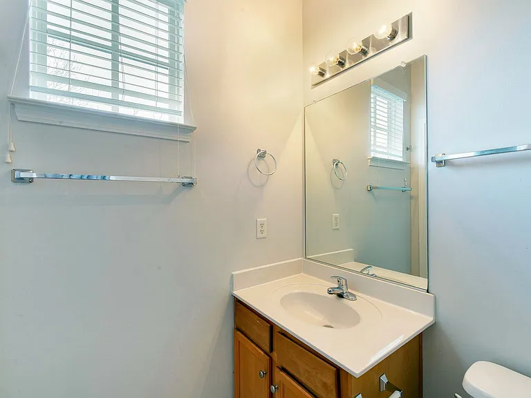 1508 Walnut View Dr — Photo 26
