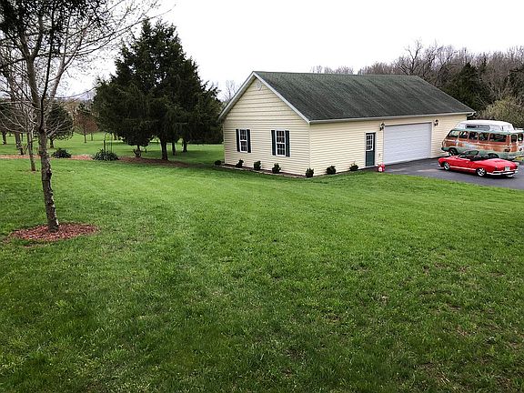 30 x 50 Shop and Back of Lot