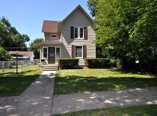 1717 3rd St, Perry, IA 50220