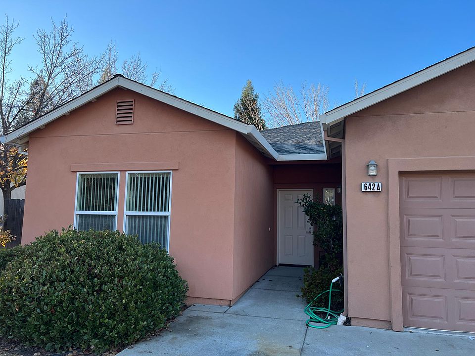 1st image of 642 Pearl Pl #A
