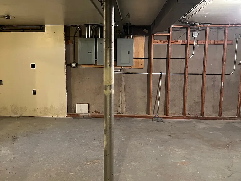 3048 Central St #1 — Photo 10