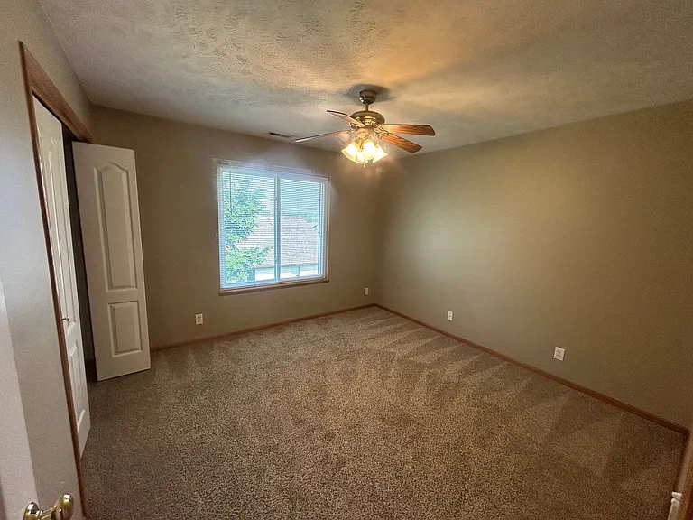 6630 Shadow Pines Pl — Photo 16