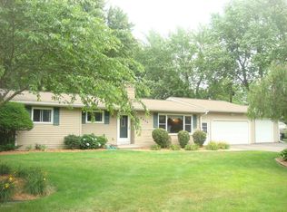 2217 Hanley Rd N, Saint Joseph, MI 49085