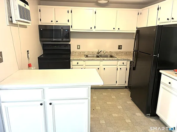 232 Monce Road #2, Burlington, CT 06013
