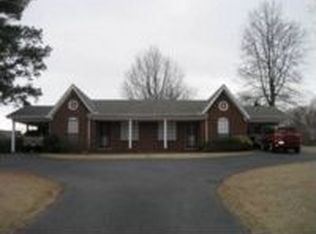 7415 Macon Rd, Cordova, TN 38018