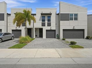 3905 SE Mentmore Lane, Stuart, FL 34997