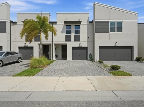 3905 SE Mentmore Lane, Stuart, FL 34997