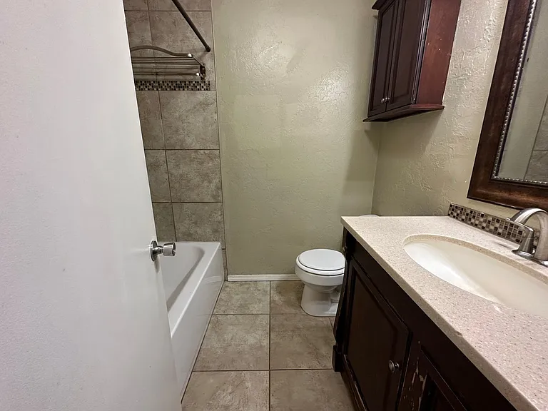 621 Lotus Ave — Photo 24