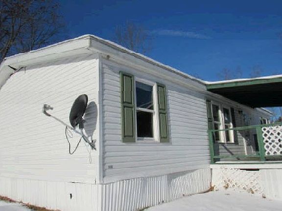 3rd image of 83 Champlain Dr