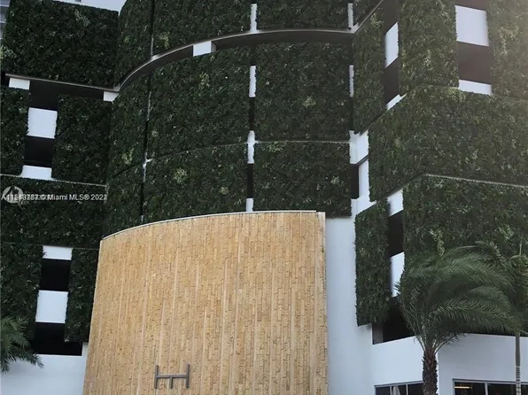 16385 Biscayne Blvd Unit 2307, North Miami Beach, FL 33160