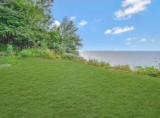 124 Cliff Rd E, Wading River, NY 11792
