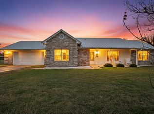 1303 Hutchins Ln, Springtown, TX 76082