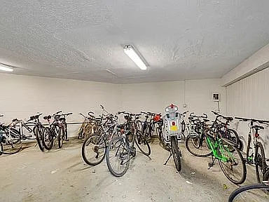 2 bed, $1,595 — Photo 2