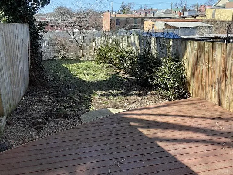 313 N Kent St — Photo 15