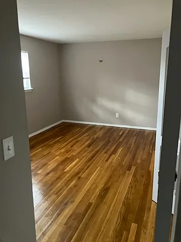 218 Kipp Ave — Photo 4