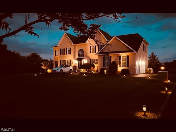 1 Valis Rd, Hillsborough Twp., NJ 08844
