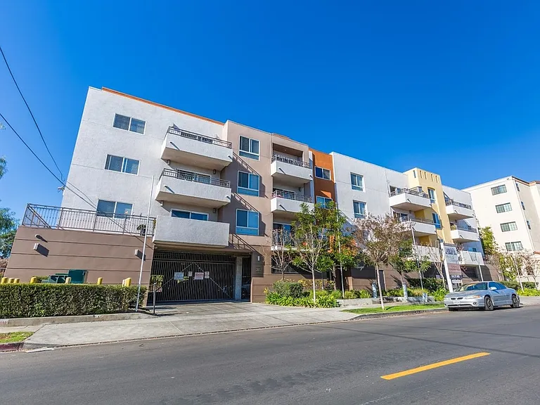 The Village Apts...Gorgeous Luxury Apartments! CALL NOW! — Photo 13