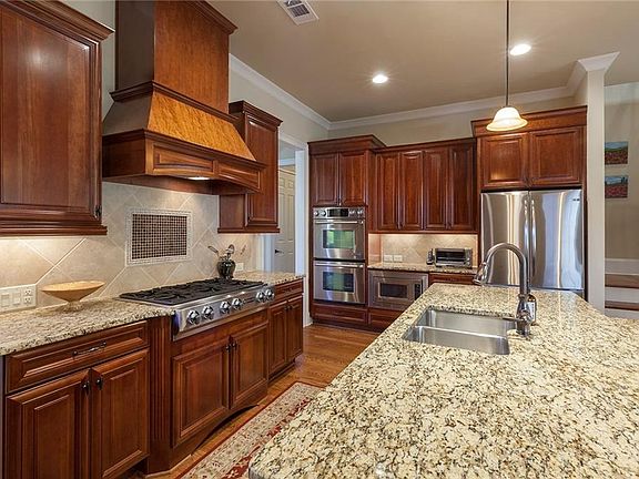 4th image of 1922 Sadler Dr SE